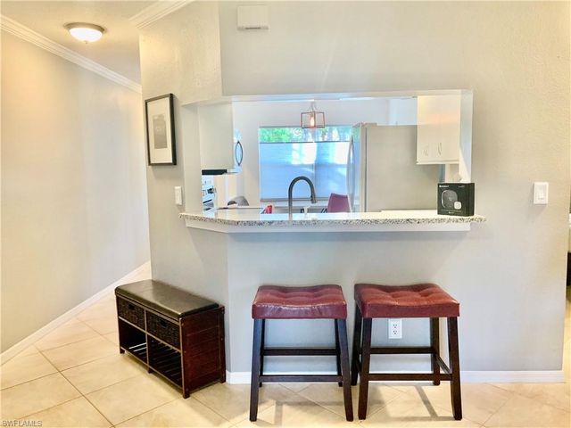 157 Wading Bird CIR K104, Naples, FL 34110