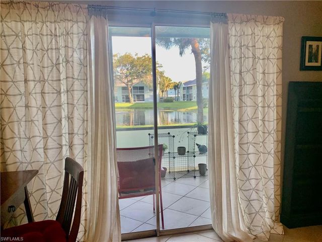 157 Wading Bird CIR K104, Naples, FL 34110