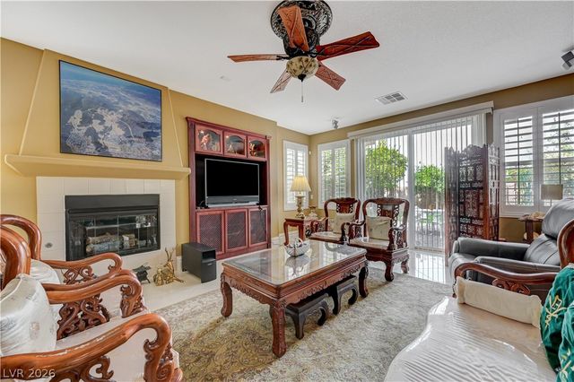 218 Crooked Putter Drive, Las Vegas, NV 89148