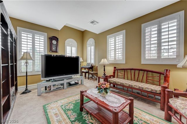 218 Crooked Putter Drive, Las Vegas, NV 89148