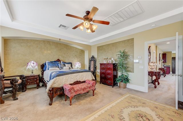 218 Crooked Putter Drive, Las Vegas, NV 89148