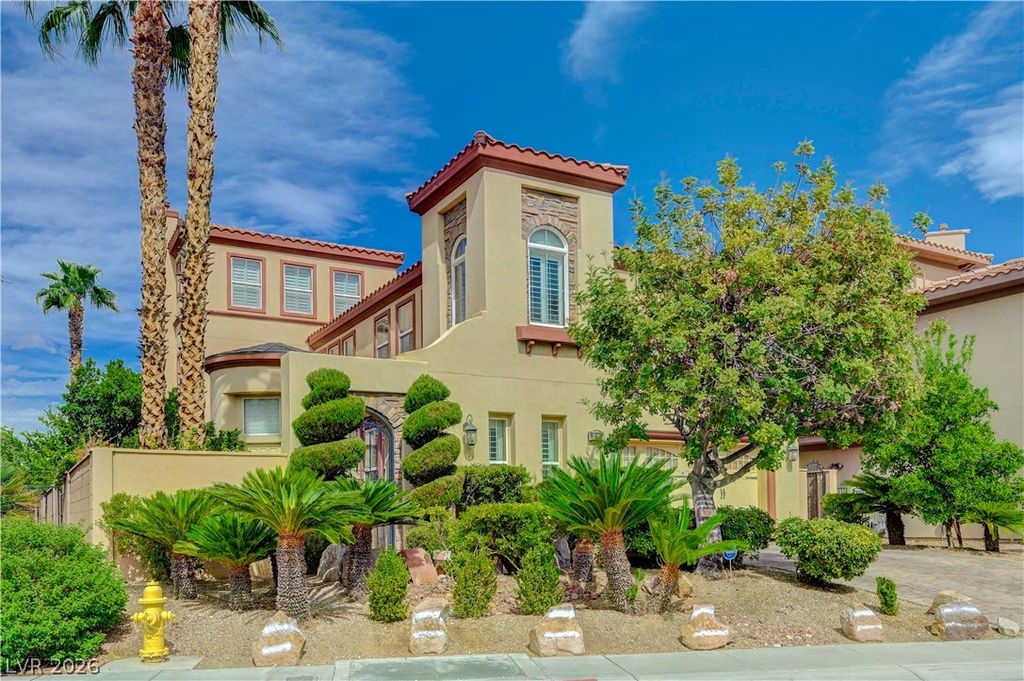 218 Crooked Putter Drive, Las Vegas, NV 89148
