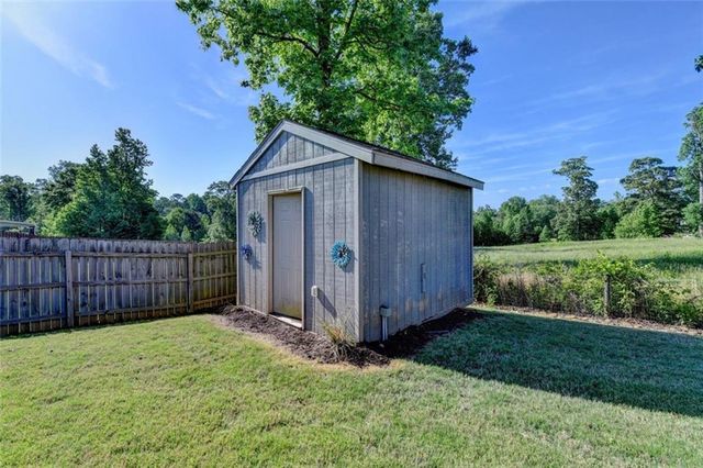 329 Kensington Trace, Bethlehem, GA 30620