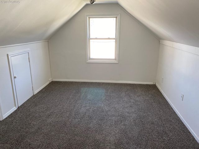 9 Beechwood Drive, Shirley, NY 11967