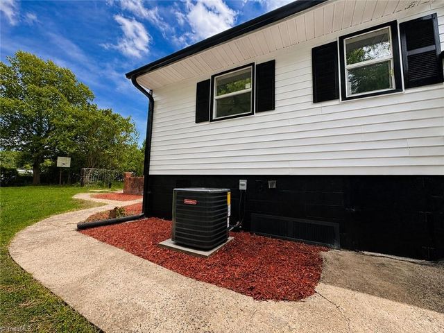 114 Aunt Mary Avenue, Greensboro, NC 27405