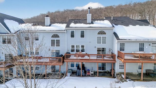 214 Woodlands Drive, Tuxedo Park, NY 10987