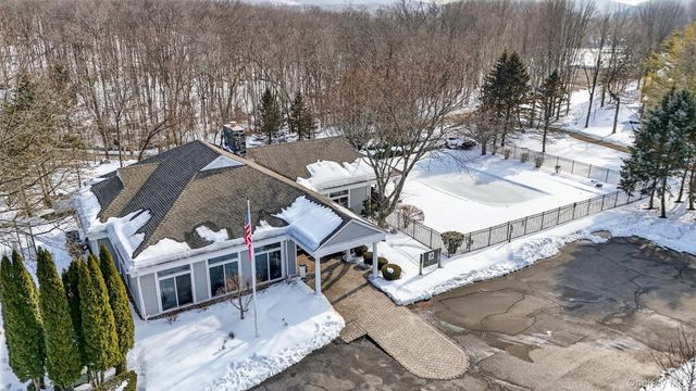 214 Woodlands Drive, Tuxedo Park, NY 10987