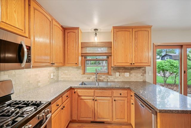 13529 Bellevue Drive, Minnetonka, MN 55345