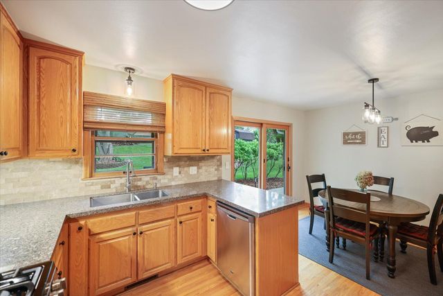 13529 Bellevue Drive, Minnetonka, MN 55345