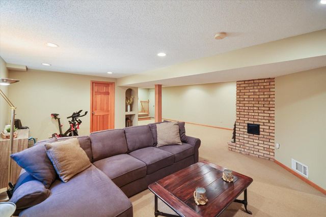 13529 Bellevue Drive, Minnetonka, MN 55345