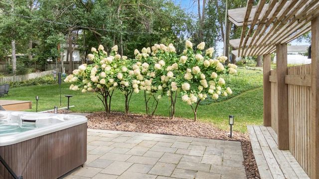 13529 Bellevue Drive, Minnetonka, MN 55345