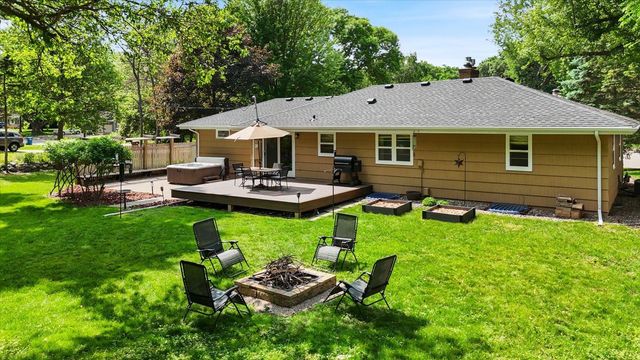 13529 Bellevue Drive, Minnetonka, MN 55345