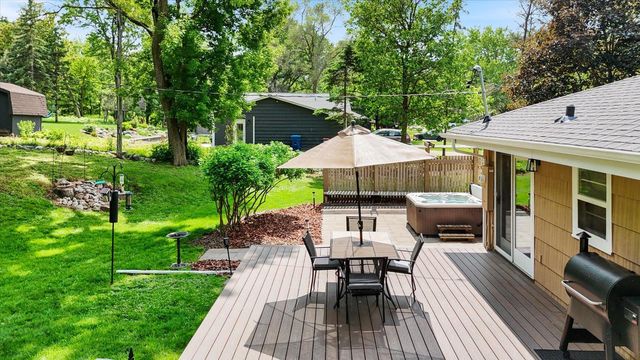 13529 Bellevue Drive, Minnetonka, MN 55345