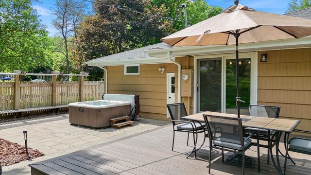 13529 Bellevue Drive, Minnetonka, MN 55345