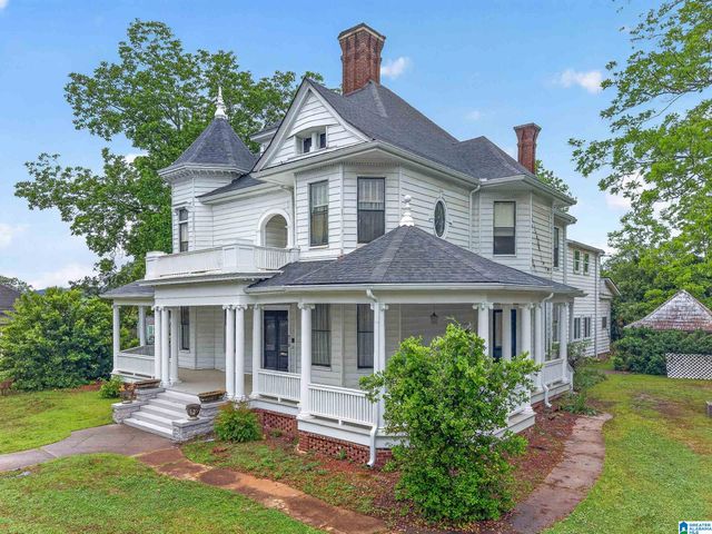 214 SOUTH STREET E, Talladega, AL 35160