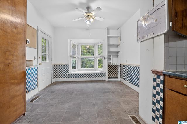 214 SOUTH STREET E, Talladega, AL 35160