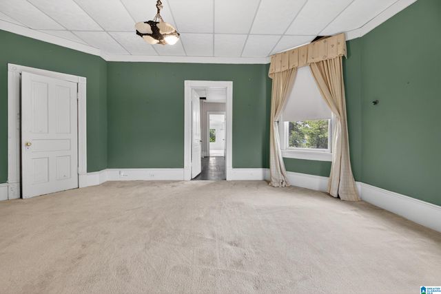 214 SOUTH STREET E, Talladega, AL 35160