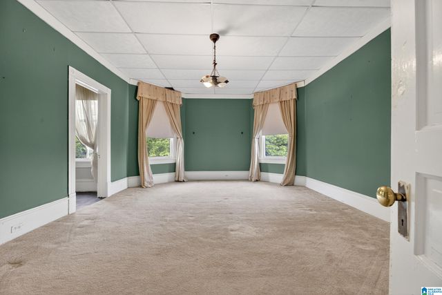 214 SOUTH STREET E, Talladega, AL 35160