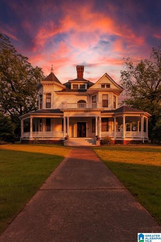214 SOUTH STREET E, Talladega, AL 35160