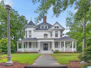 214 SOUTH STREET E, Talladega, AL 35160