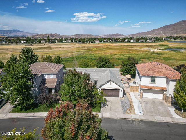 10639 Fire Poppy Circle, Reno, NV 89521