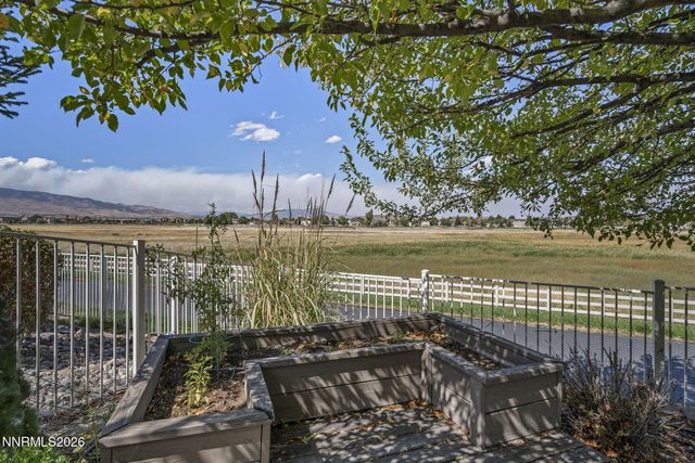 10639 Fire Poppy Circle, Reno, NV 89521