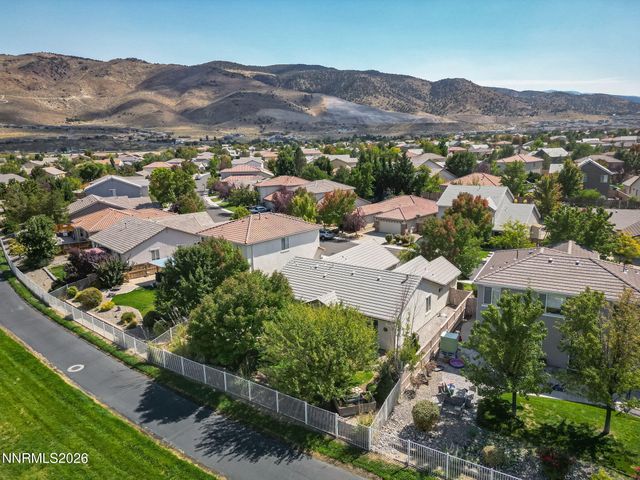 10639 Fire Poppy Circle, Reno, NV 89521