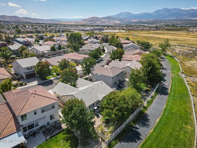 10639 Fire Poppy Circle, Reno, NV 89521