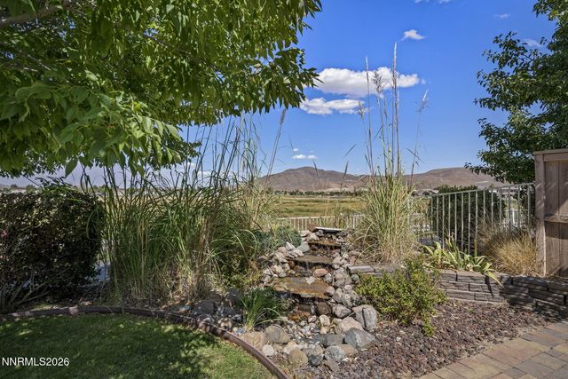 10639 Fire Poppy Circle, Reno, NV 89521