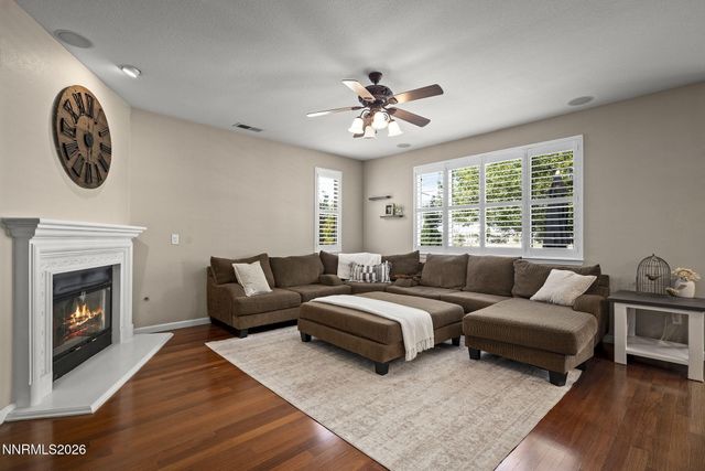 10639 Fire Poppy Circle, Reno, NV 89521