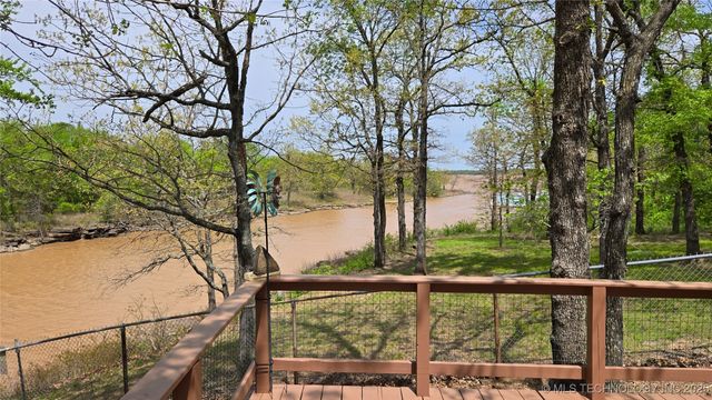 107152 S 4135 Road, Checotah, OK 74426