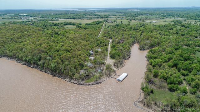 107152 S 4135 Road, Checotah, OK 74426