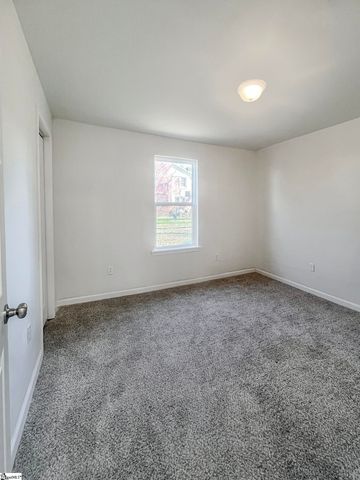 103 Sunset Park, Laurens, SC 29360