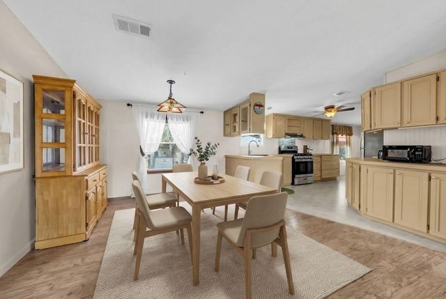 17255 NW 272nd Street, Okeechobee, FL 34972