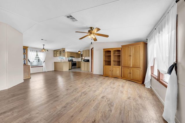 17255 NW 272nd Street, Okeechobee, FL 34972