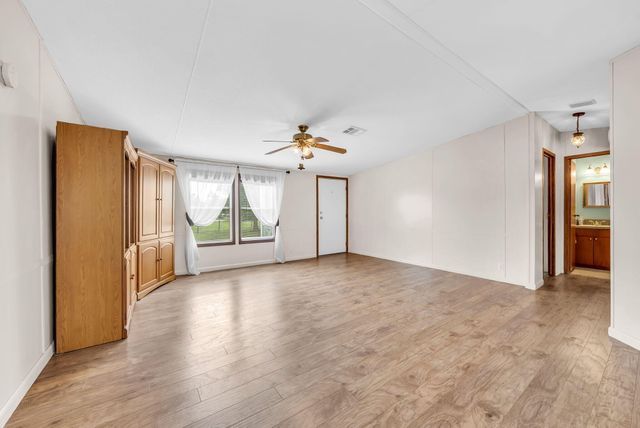 17255 NW 272nd Street, Okeechobee, FL 34972