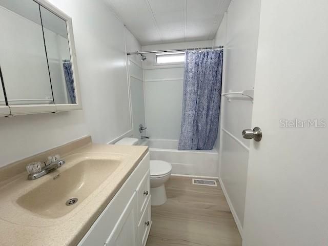 7110 COMMONS BOULEVARD, Port Richey, FL 34668