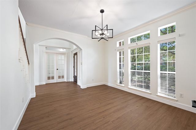 17314 Laguna Trail Drive, Houston, TX 77095