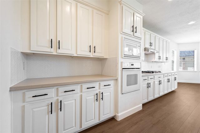 17314 Laguna Trail Drive, Houston, TX 77095