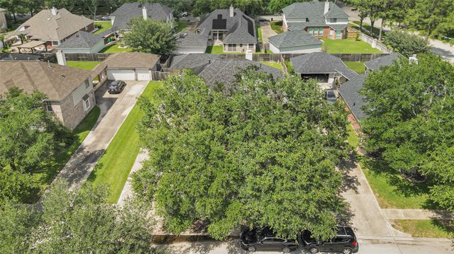 17314 Laguna Trail Drive, Houston, TX 77095