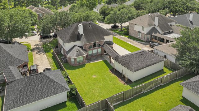 17314 Laguna Trail Drive, Houston, TX 77095