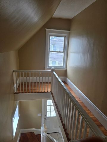 53 Groveland St, Lynn, MA 01902