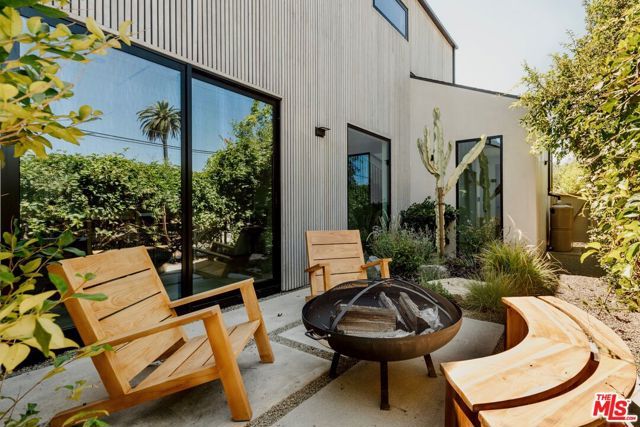 12906 Rubens Avenue, Los Angeles, CA 90066