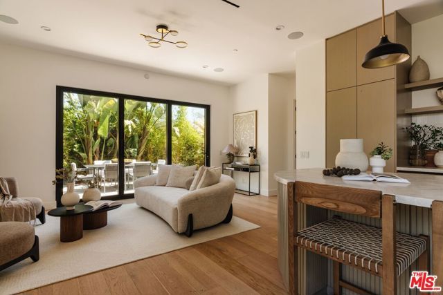 12906 Rubens Avenue, Los Angeles, CA 90066