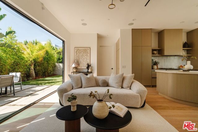 12906 Rubens Avenue, Los Angeles, CA 90066