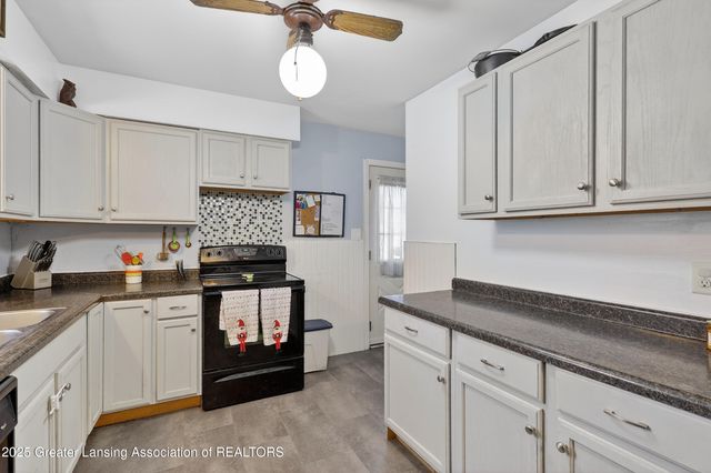 602 High Street, Charlotte, MI 48813