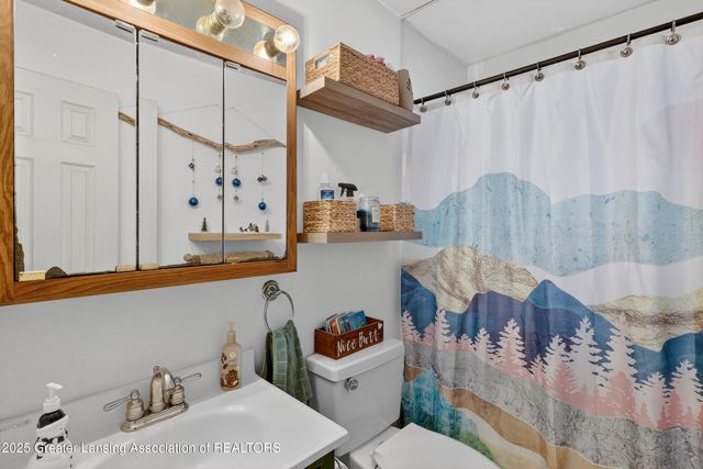 602 High Street, Charlotte, MI 48813