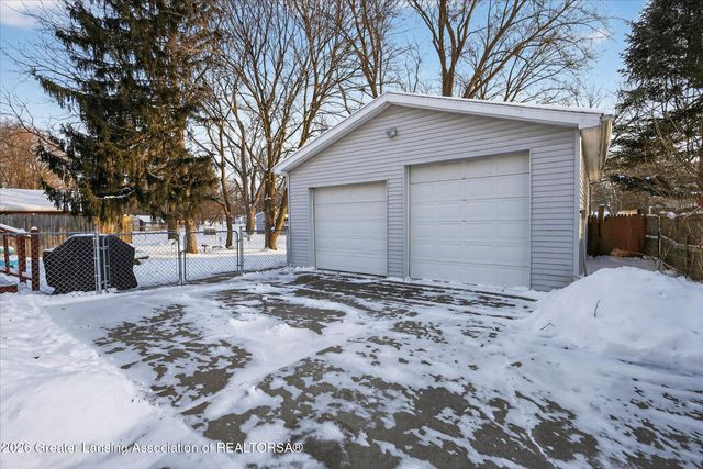 602 High Street, Charlotte, MI 48813