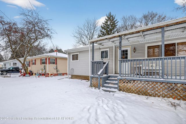 602 High Street, Charlotte, MI 48813