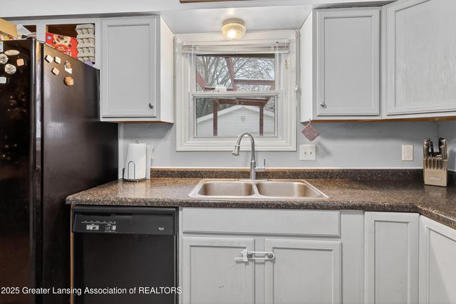 602 High Street, Charlotte, MI 48813